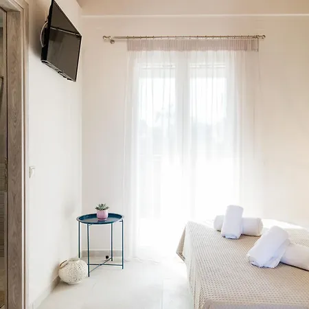 Seadrop Aparthotel Lefkáda